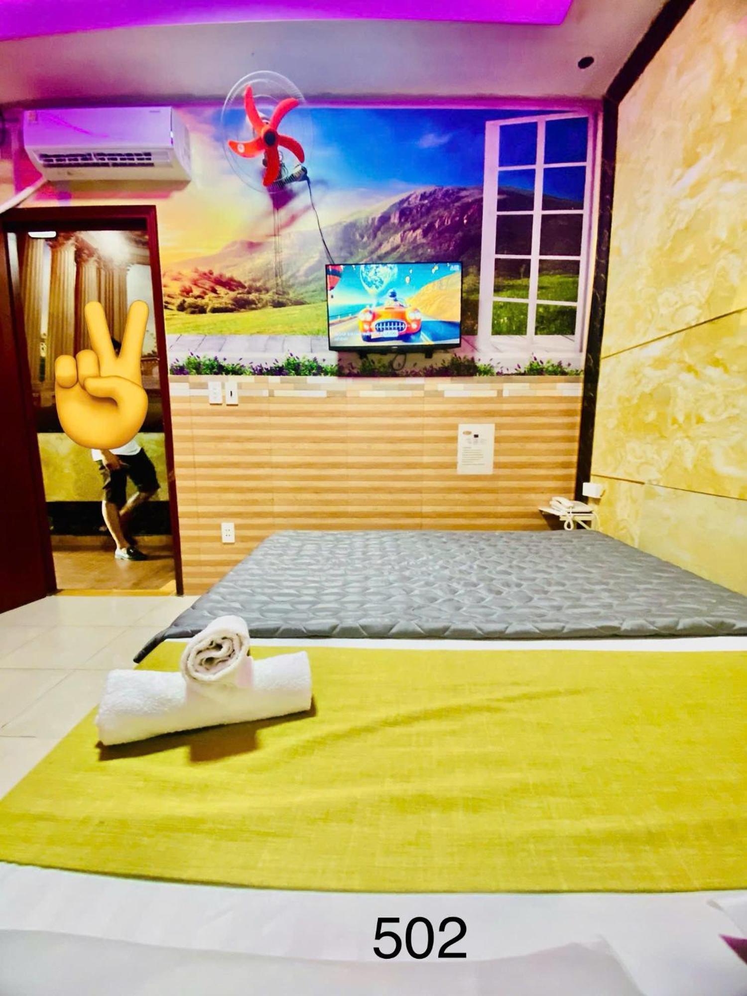 ホテル Khach San My Anh ホーチミン市 エクステリア 写真